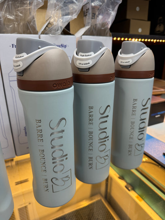 Owala Freesip 24 oz Water Bottle Genuine Owala